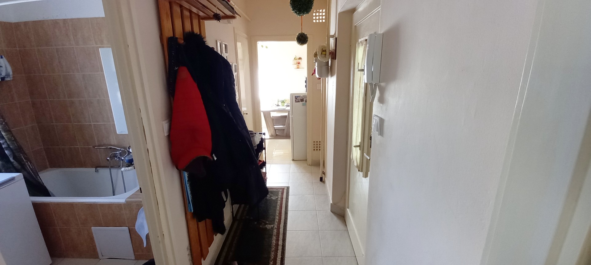 Első emeleti két szobás lakás! - Kép 13