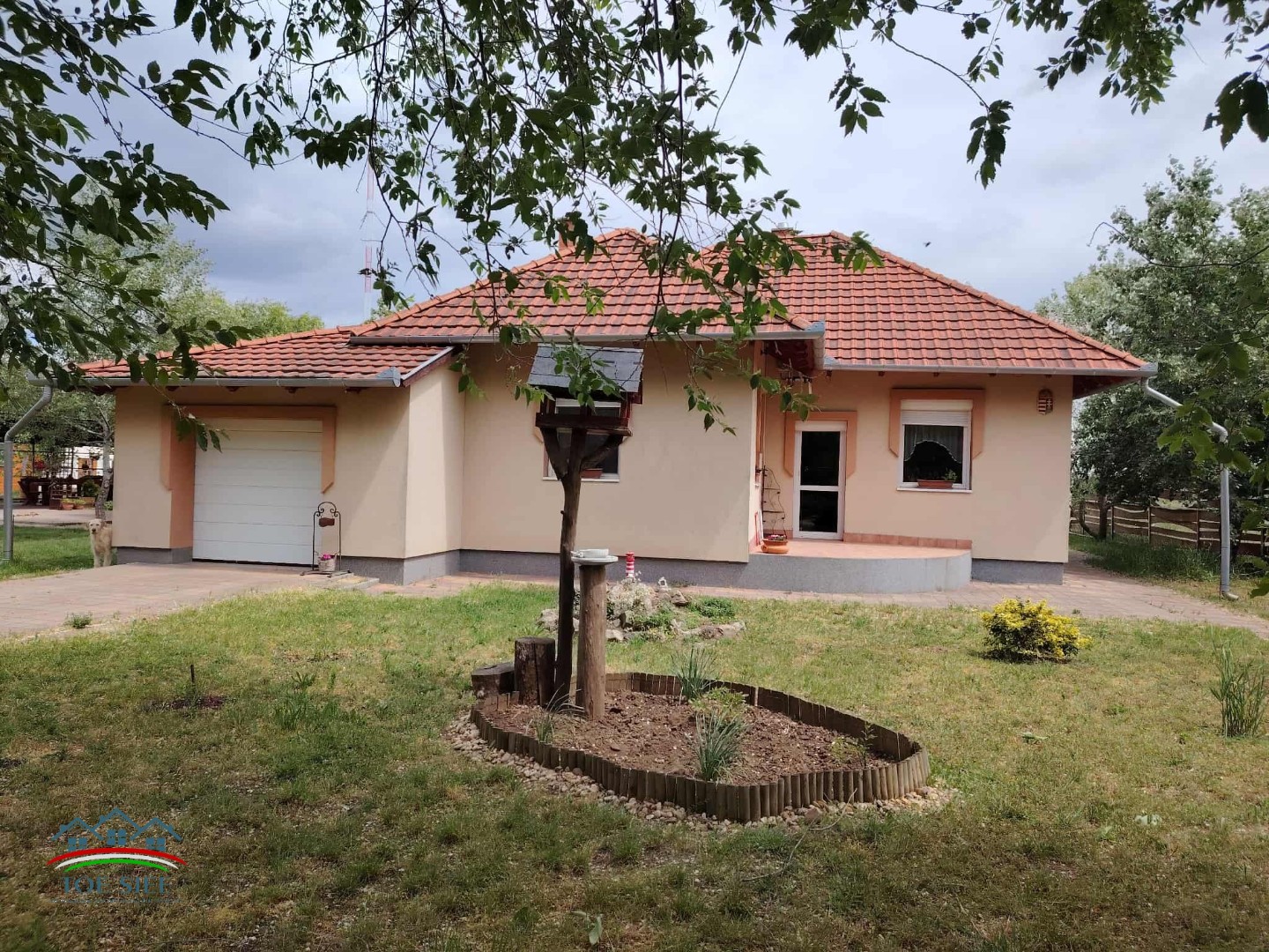 Családi birtok eladó Szolnokon (idn250906) - Kép 2