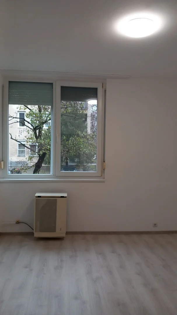 Makói földszinti ,felújitott, 2 szobás ,erkélyes lakás eladó. - Kép 5