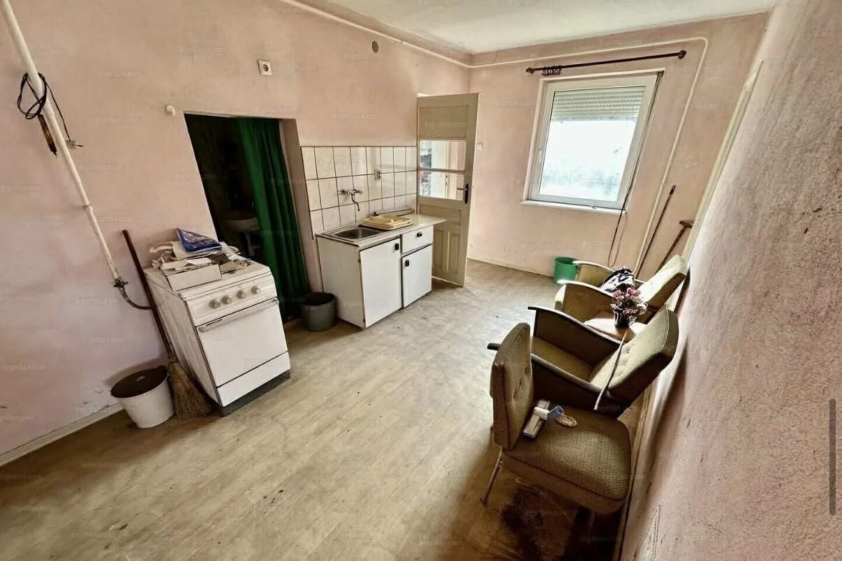 Eladó családi ház Felsőnyárádon - Kép 12