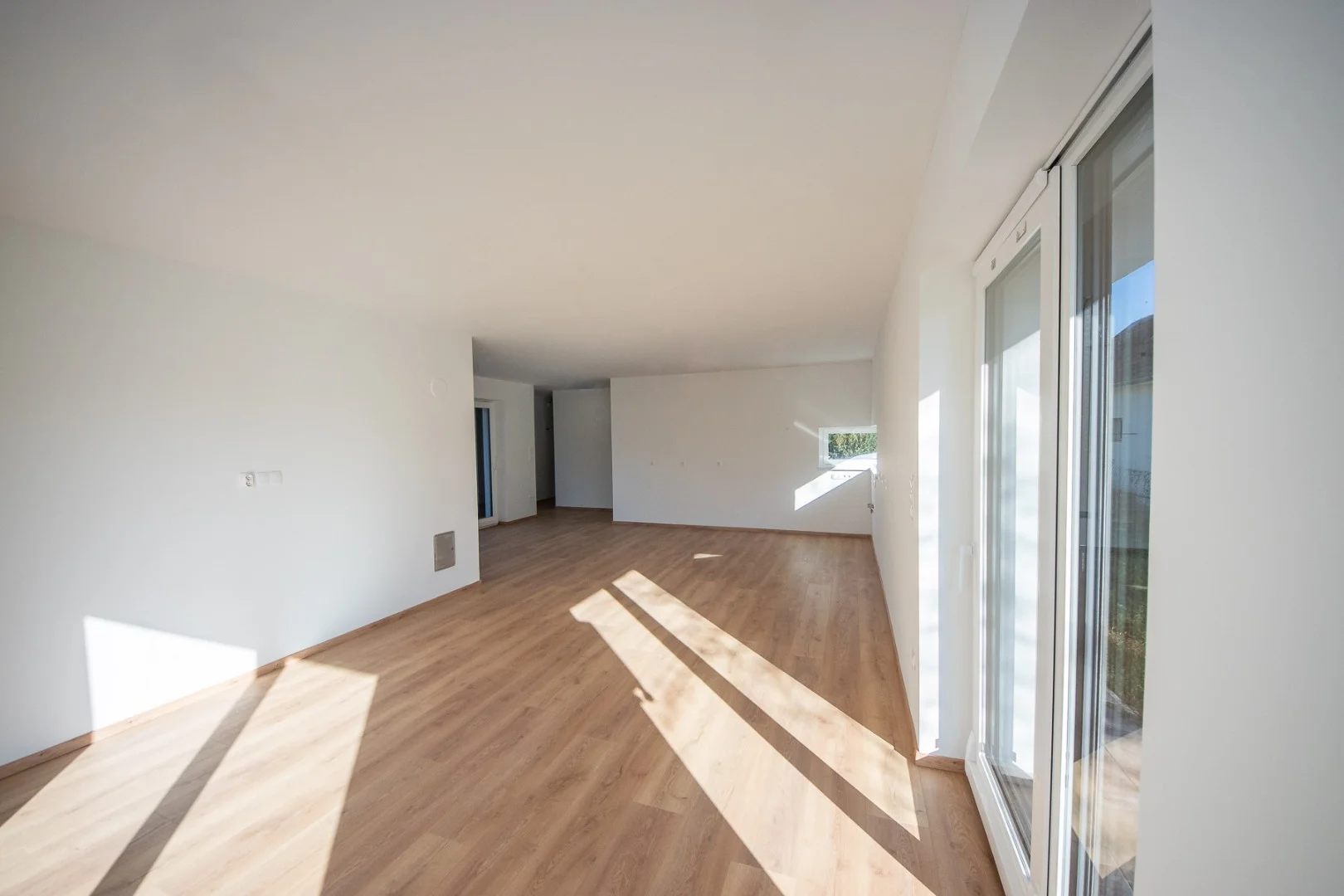 Minden ami kényelem Debrecen- Józsán jó helyen fölszintes új 168 nettó nm költözhető - Kép 12