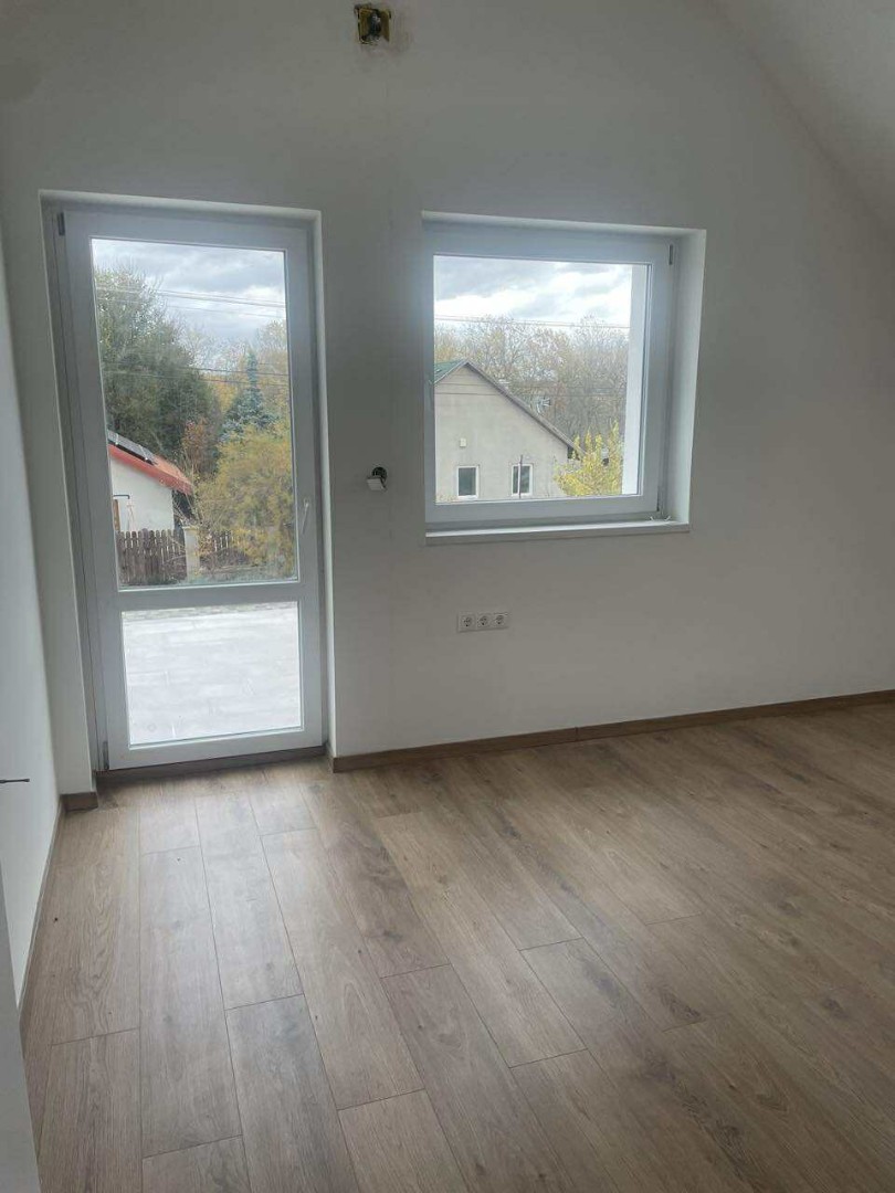 Új építésű, kulcsrakész sorházi lakás Veresegyház–Revetekben 2026 március átadással - Kép 4