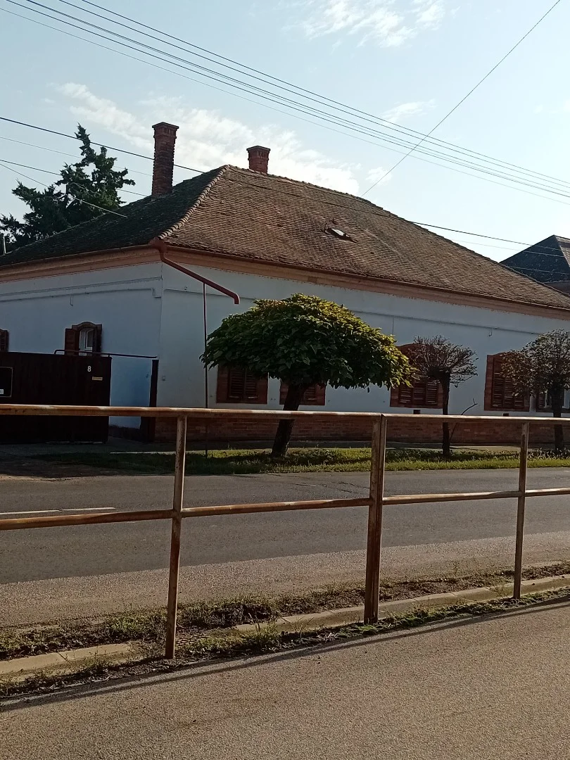 Vîzparti 180n2 ingatlan - Kép 3