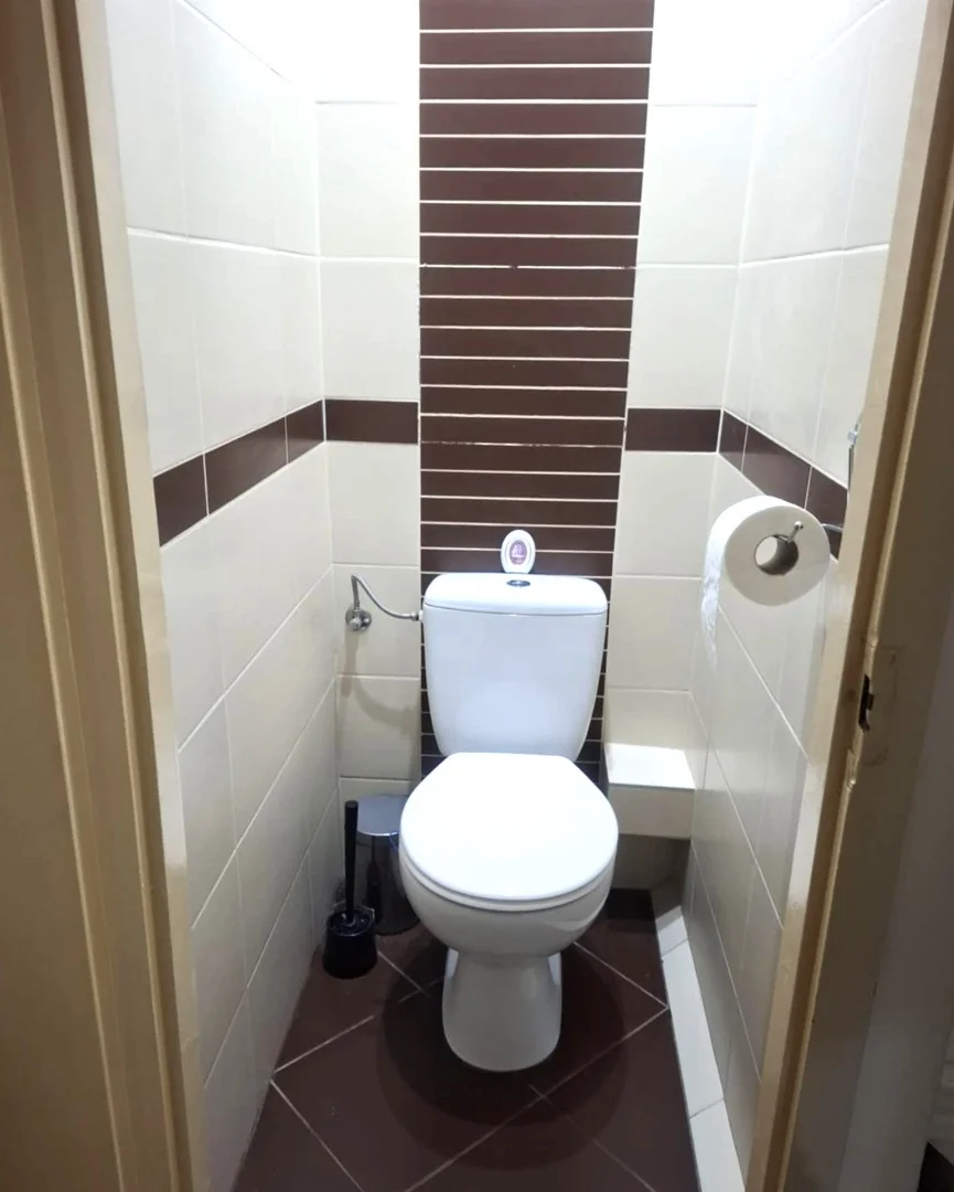 Nyíregyháza-Jósavárosban a Május 1 téren, 1. emeleti, 55 nm-es, 2+1 szobás lakás eladó. - Kép 13