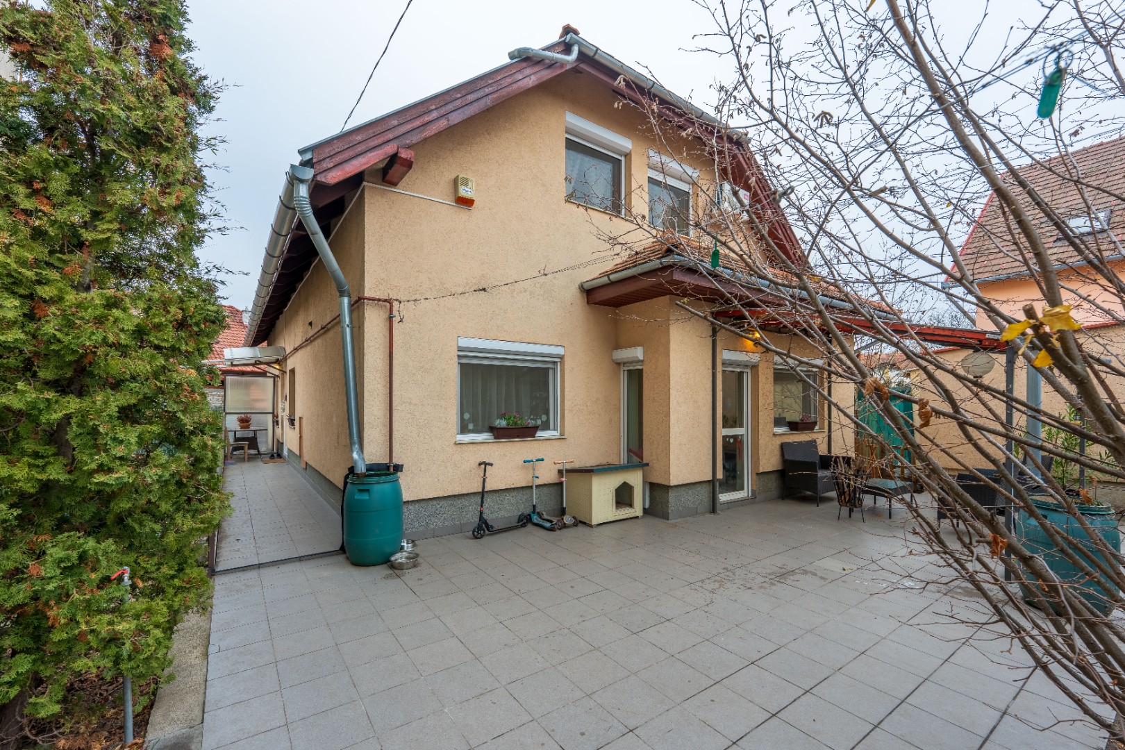 Tágas családi ház Királyerdő szívében – nagycsaládosoknak tökéletes választás lehet!