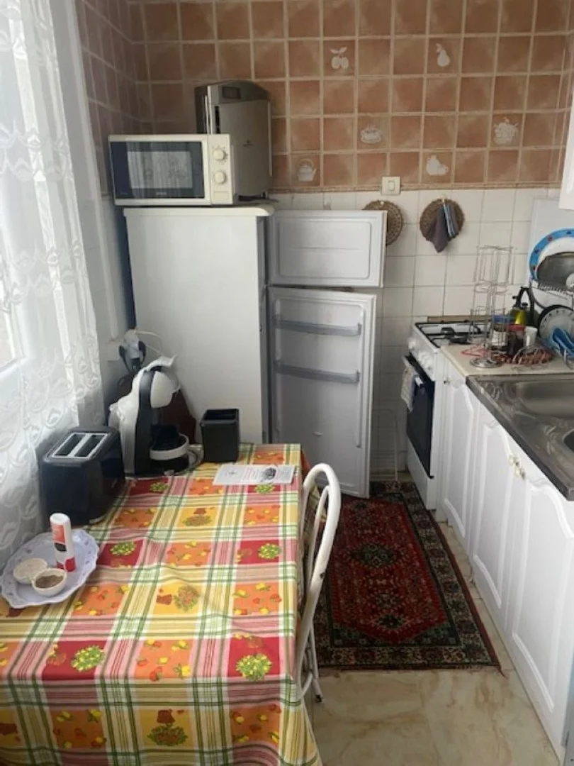 Jó állapotú lakás a vasút- és buszállomás közelében - Kép 7