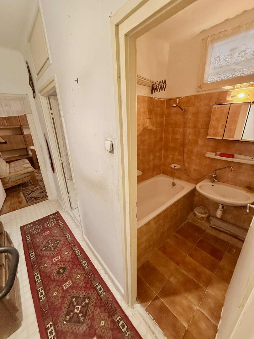 Eladó tégla lakás Miskolcon - Kép 17