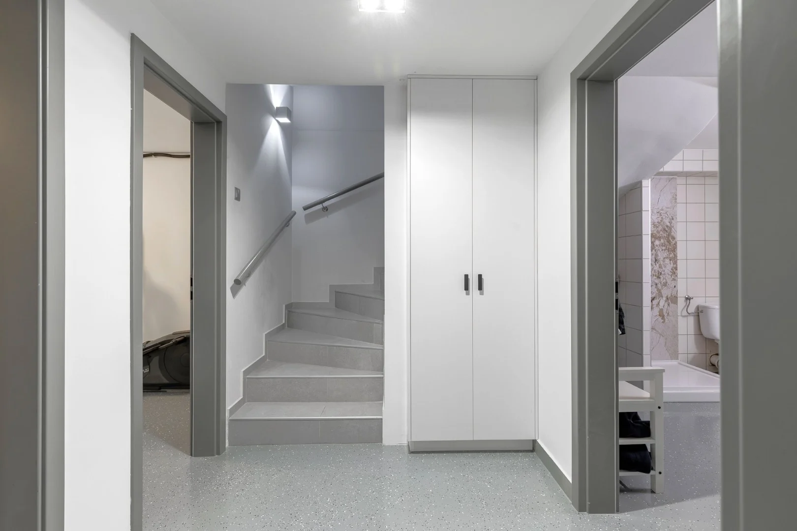 Eladó családi ház Budapest 03. ker.en - Kép 6