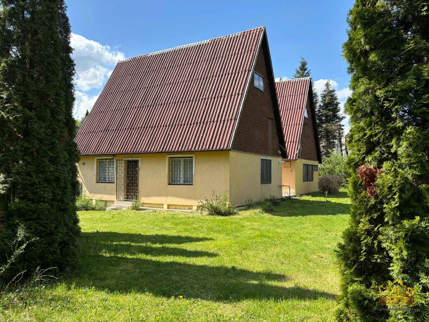 Eladó családi ház Diósjenőn