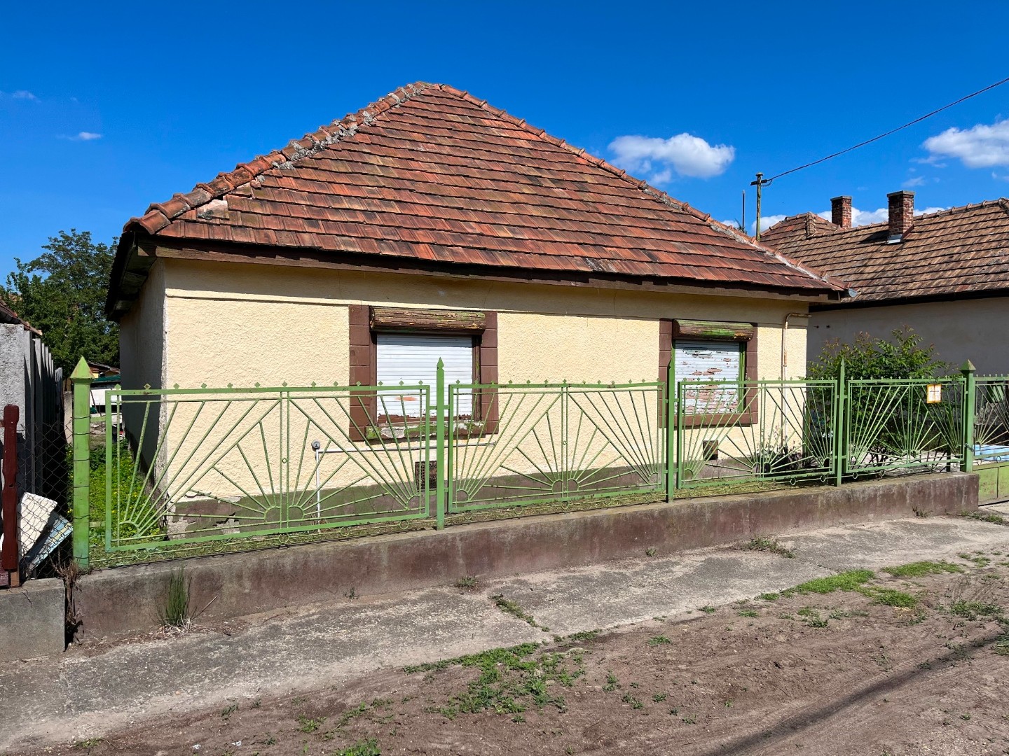 Eladó családi ház Tökölen