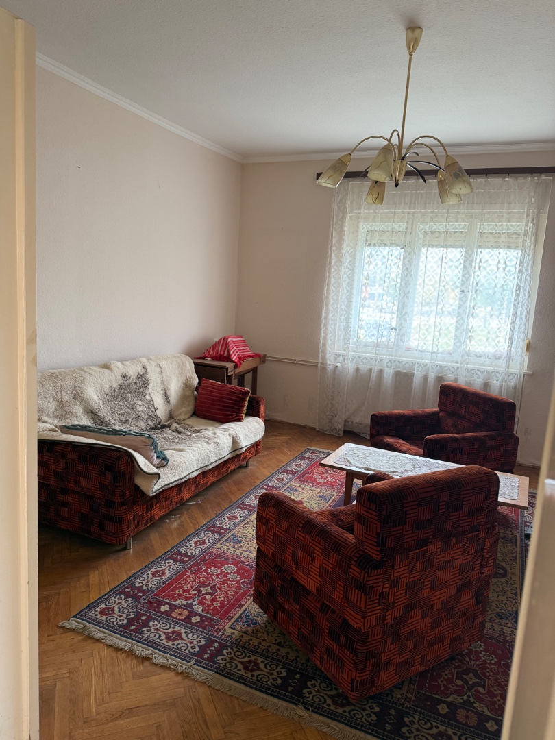 Eladó családi ház Székesfehérváron - Kép 3