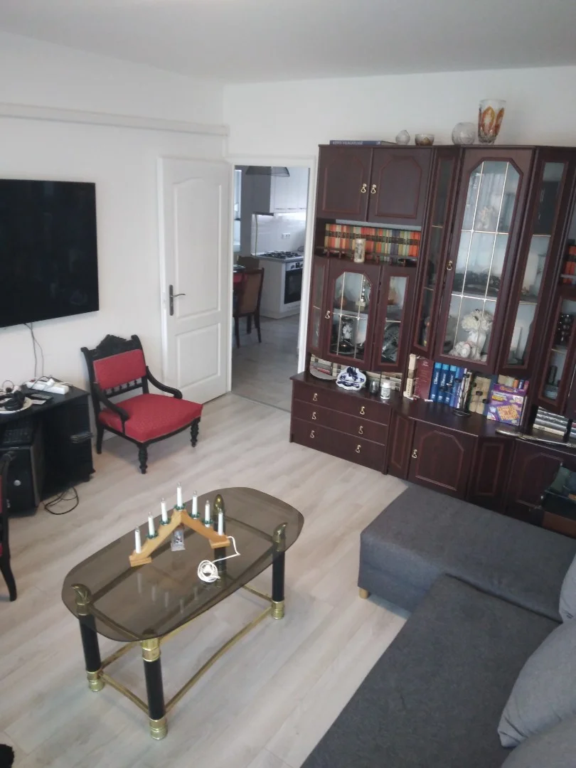 Eladó panel lakás Egerben - Kép 6