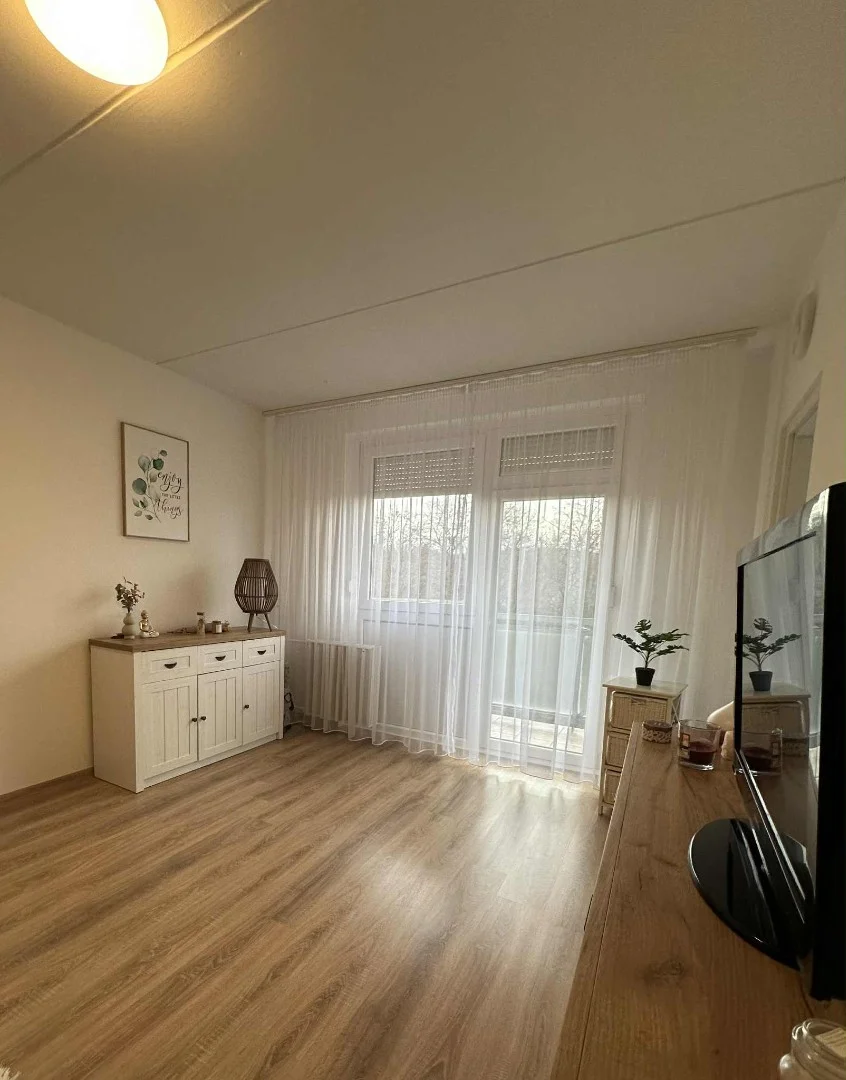 Eladó panel lakás Miskolcon - Kép 3