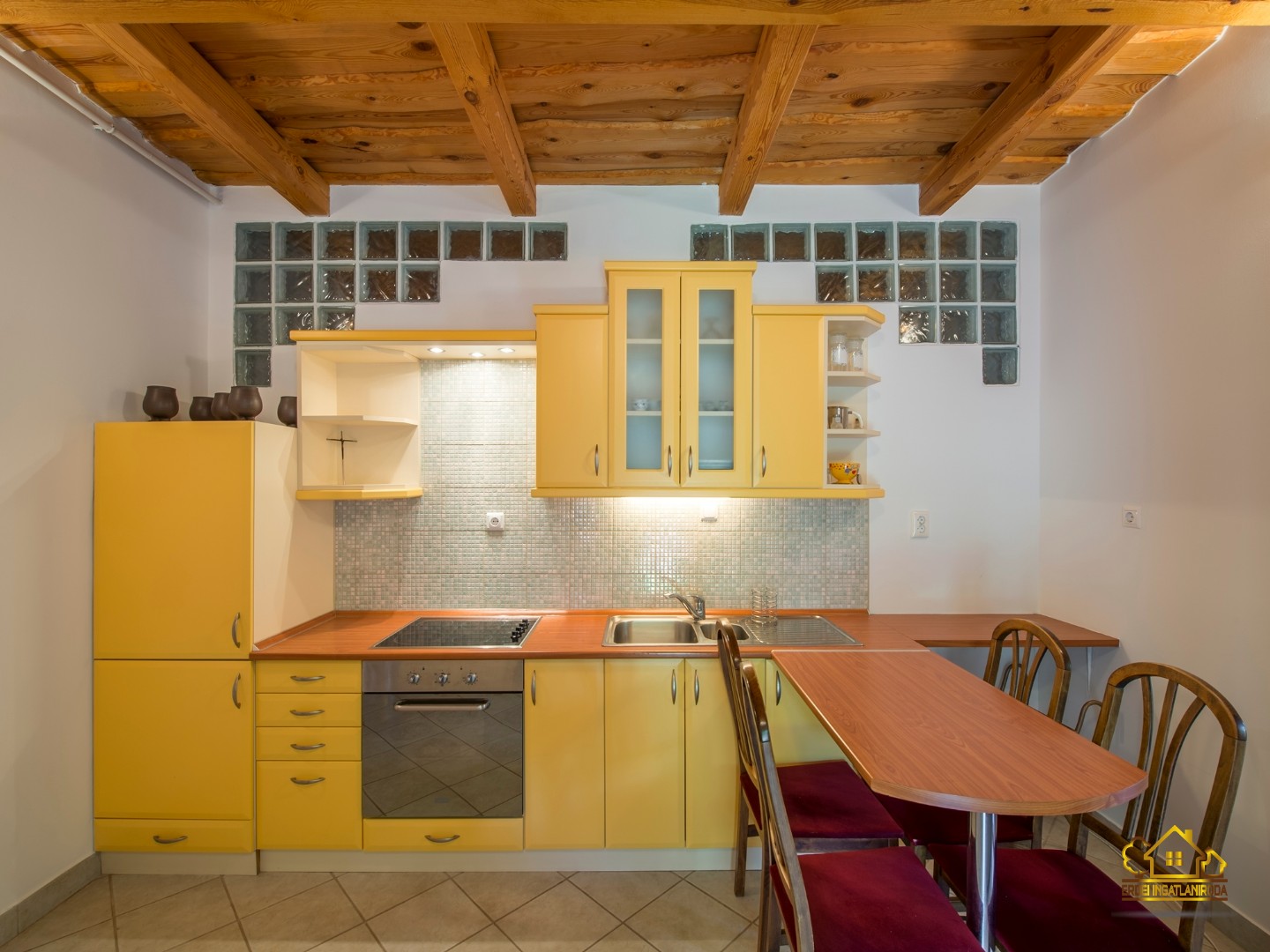 Eladó családi ház Majosházan - Kép 13