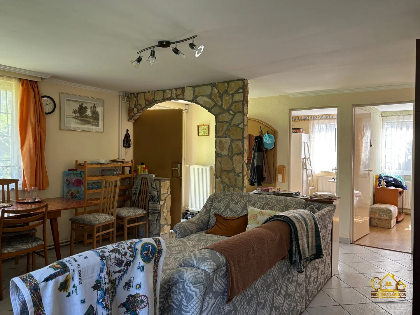 Eladó családi ház Diósjenőn - Kép 7