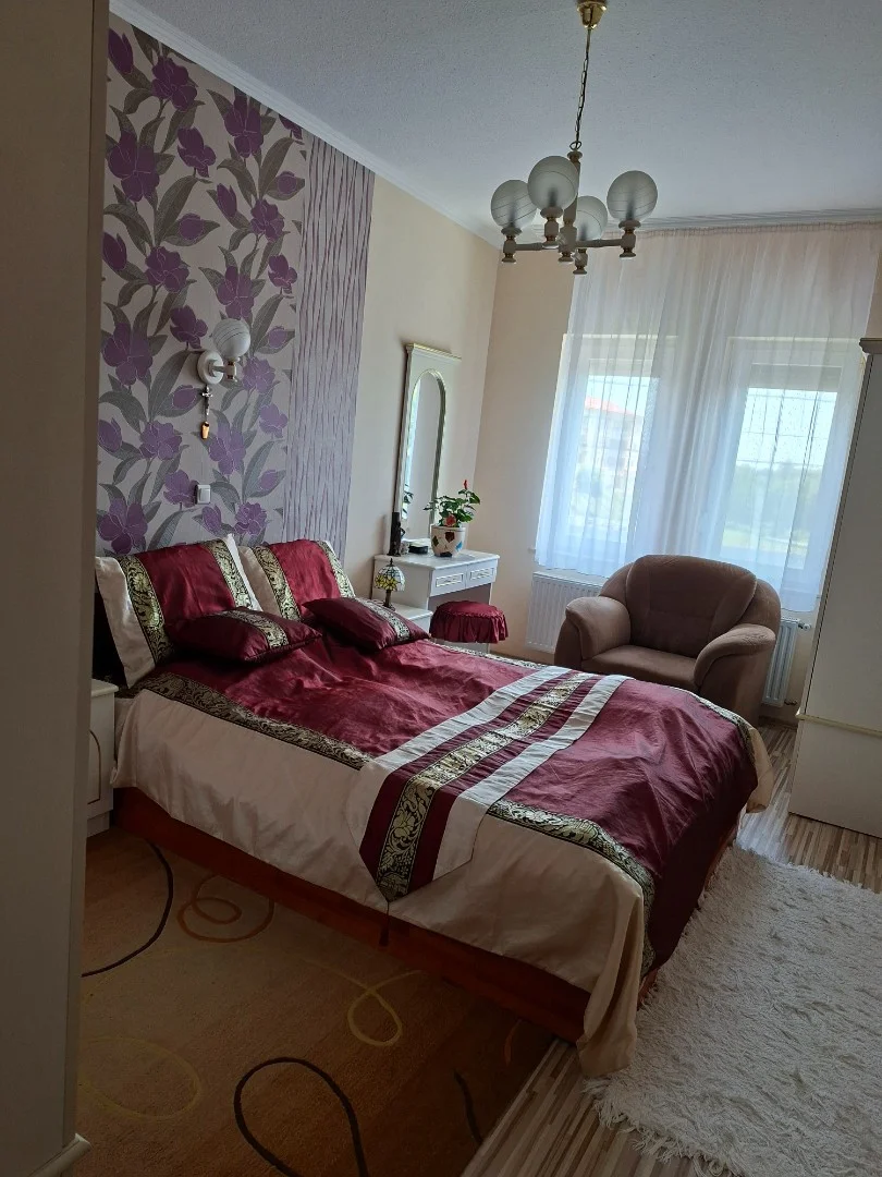 Eladó családi ház Zalakaroson - Kép 8