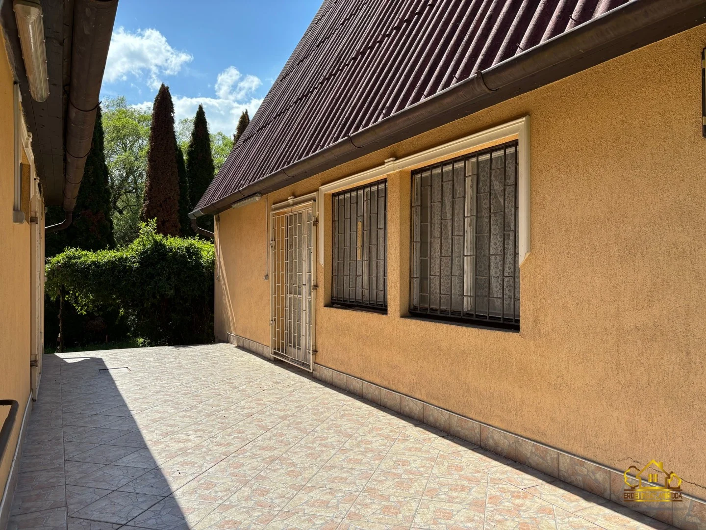 Eladó családi ház Diósjenőn - Kép 13