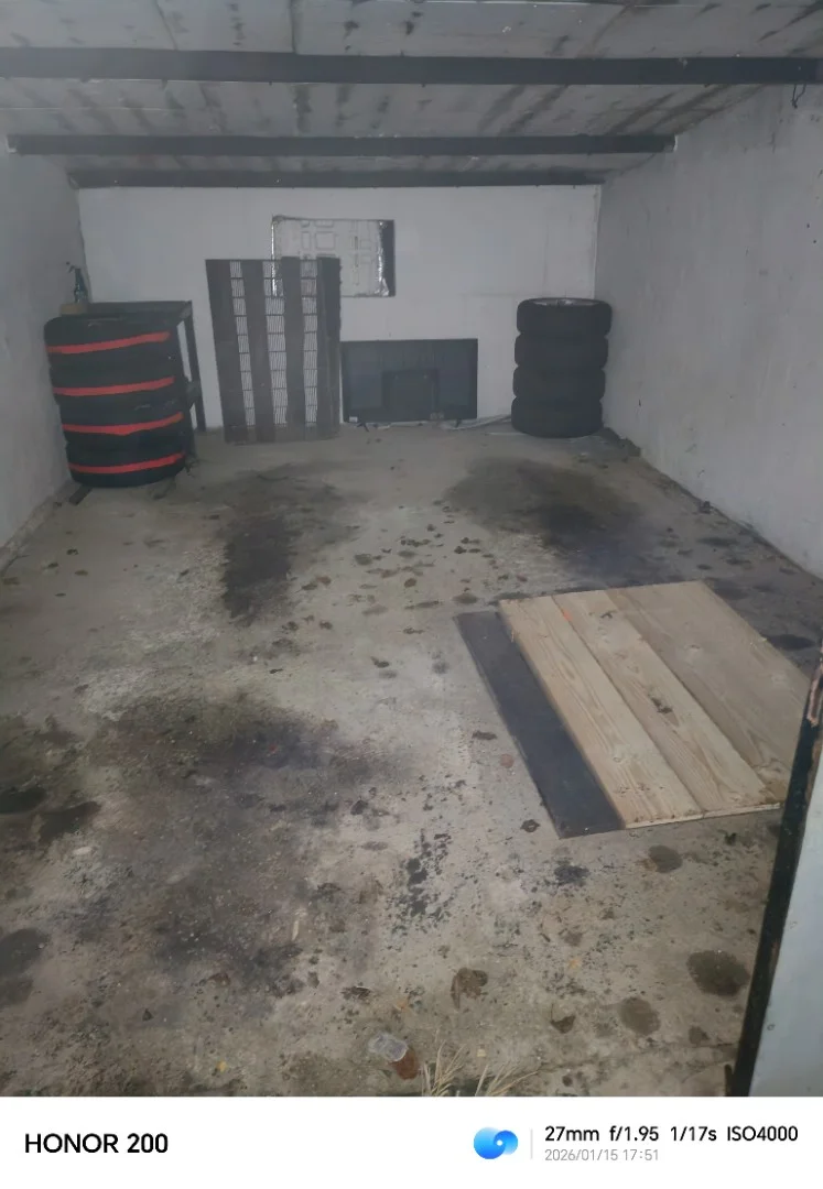 Eladó garázs garázs / beálló Kincsesbányan - Kép 4