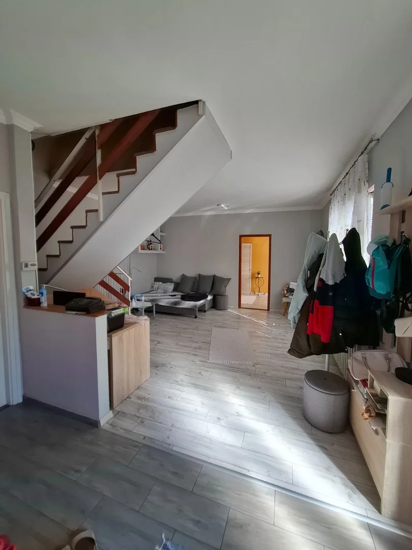 Eladó családi ház Aszódon - Kép 8