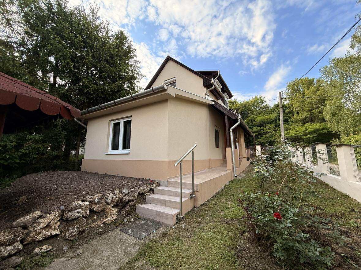 Eladó családi ház Kazincbarcikan - Kép 5