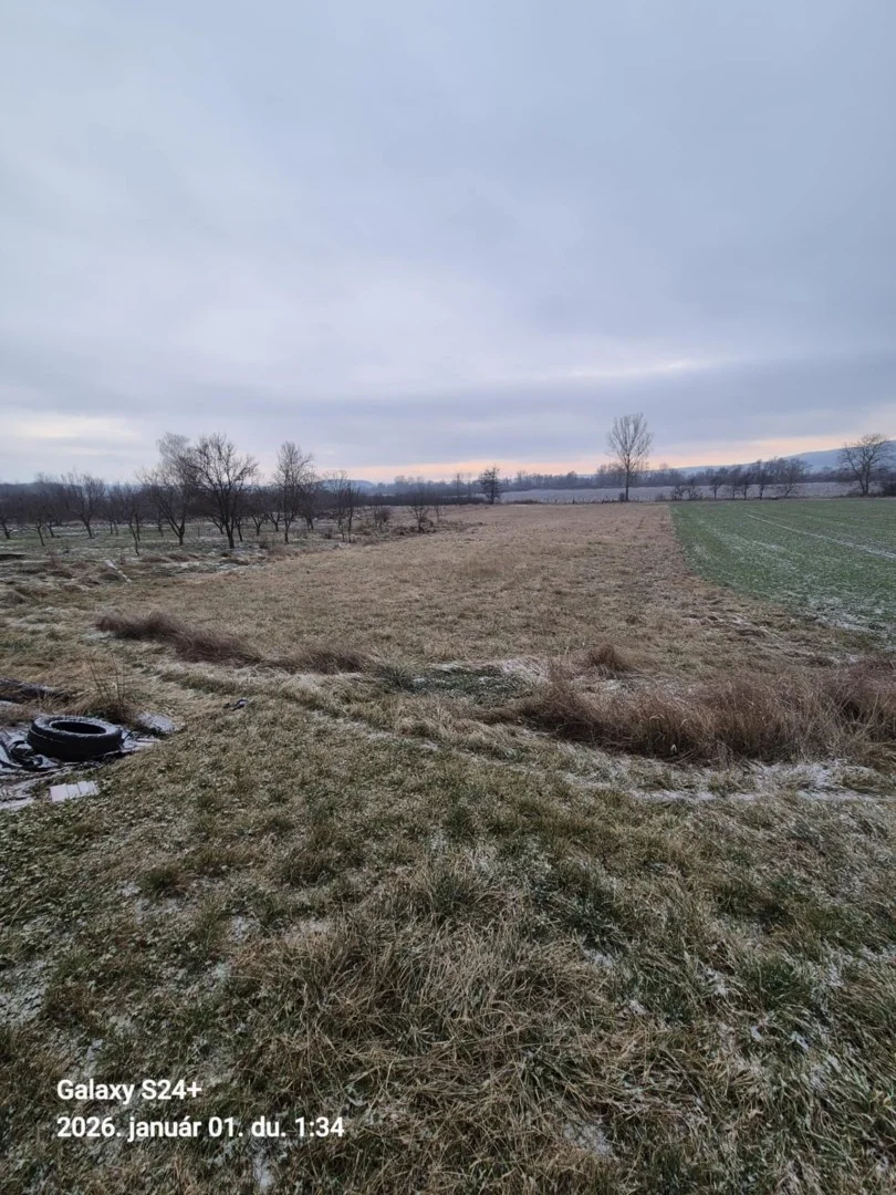 Eladó tégla lakás Szalonnan - Kép 14