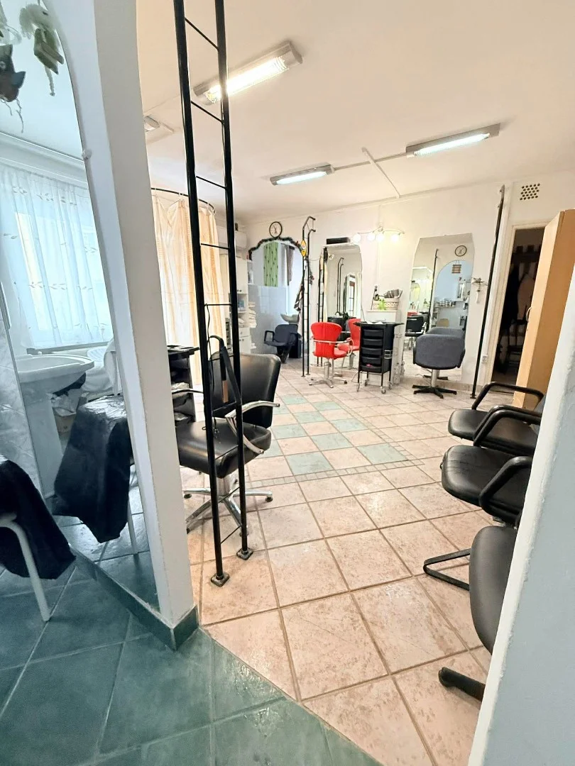 Eladó üzlet iroda / üzlet / kereskedelmi / szolgáltató Kazincbarcikan