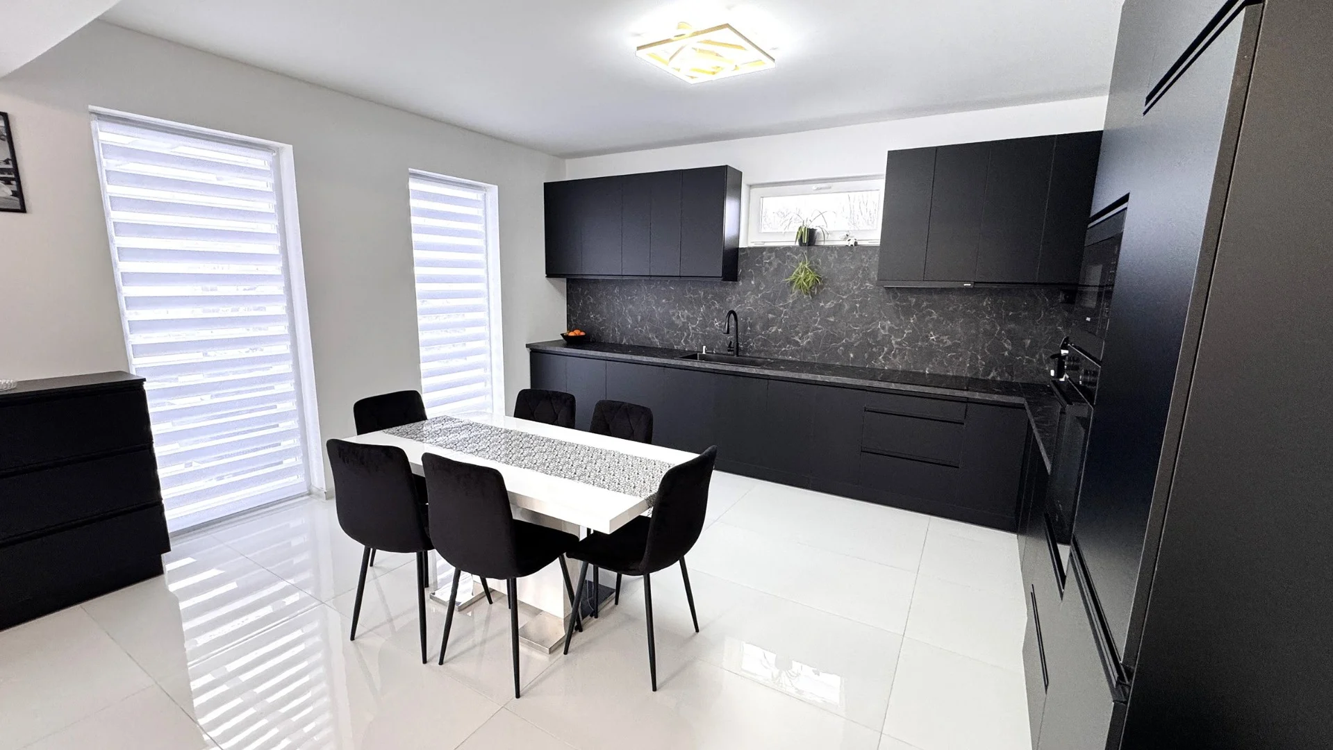 Eladó családi ház Nyíregyházán - Kép 5