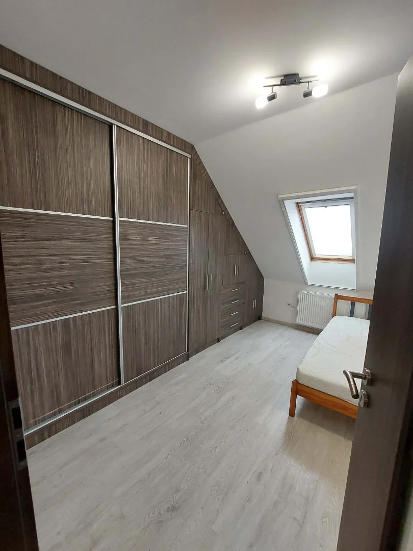 Kiadó tégla lakás Nyíregyházán - Kép 4