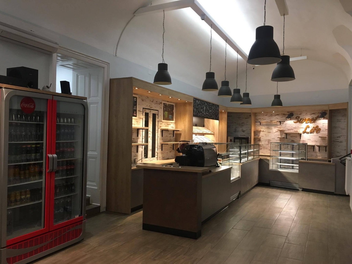 Eladó üzlet iroda / üzlet / kereskedelmi / szolgáltató Budapesten - Kép 3