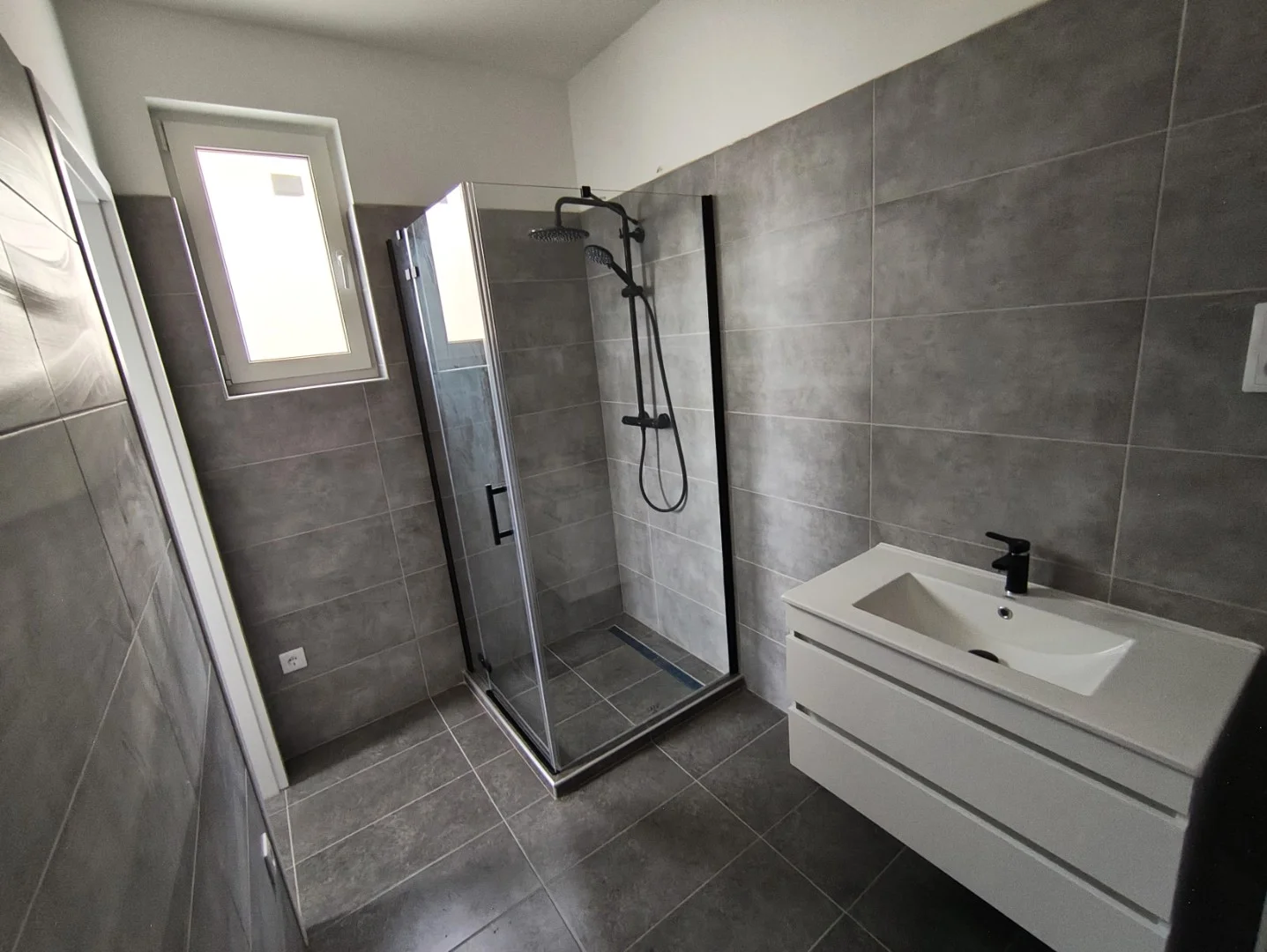 Eladó ikerház Vonyarcvashegyen - Kép 8