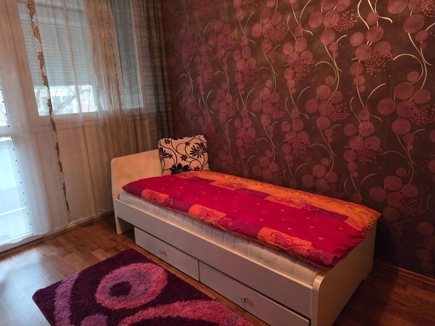 Kiadó panel lakás Debrecenben - Kép 6