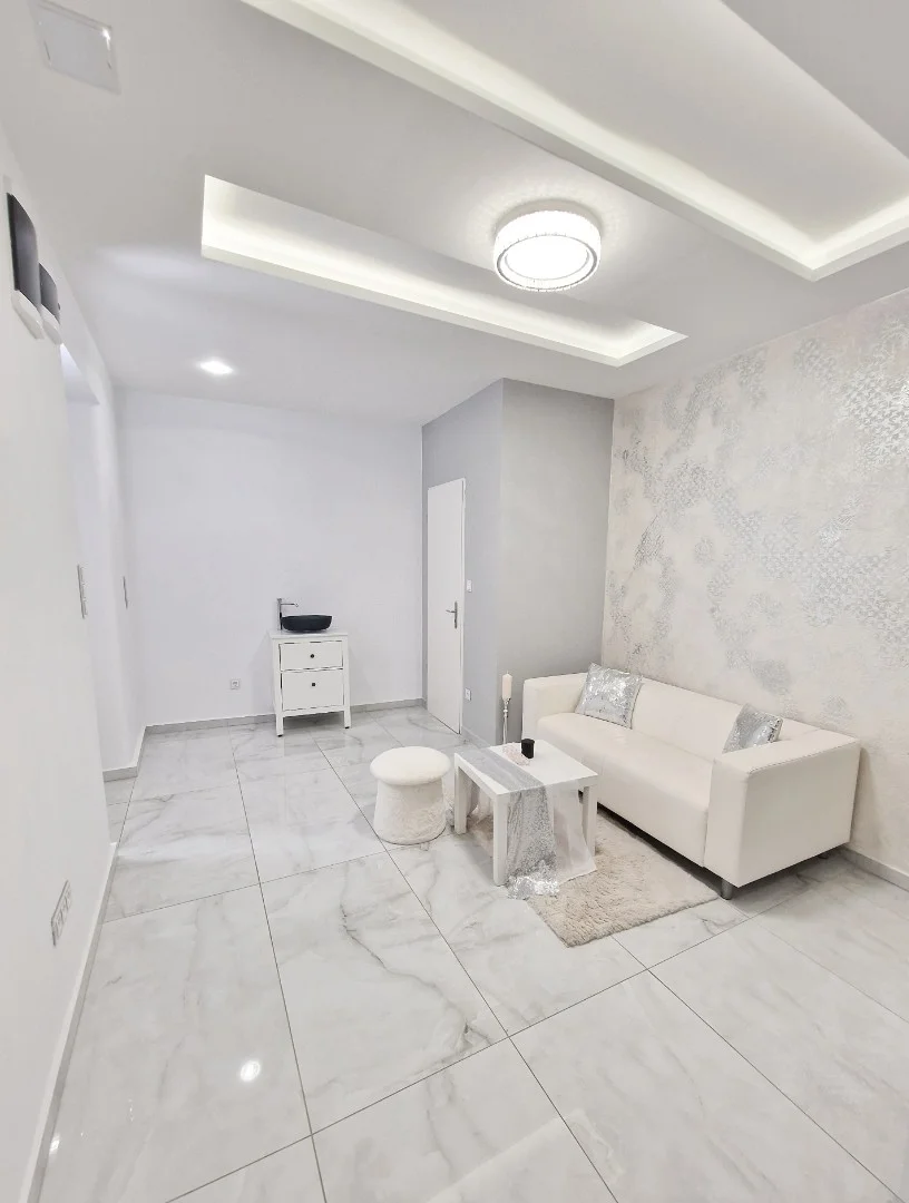 Eladó tégla lakás Pécsen - Kép 10