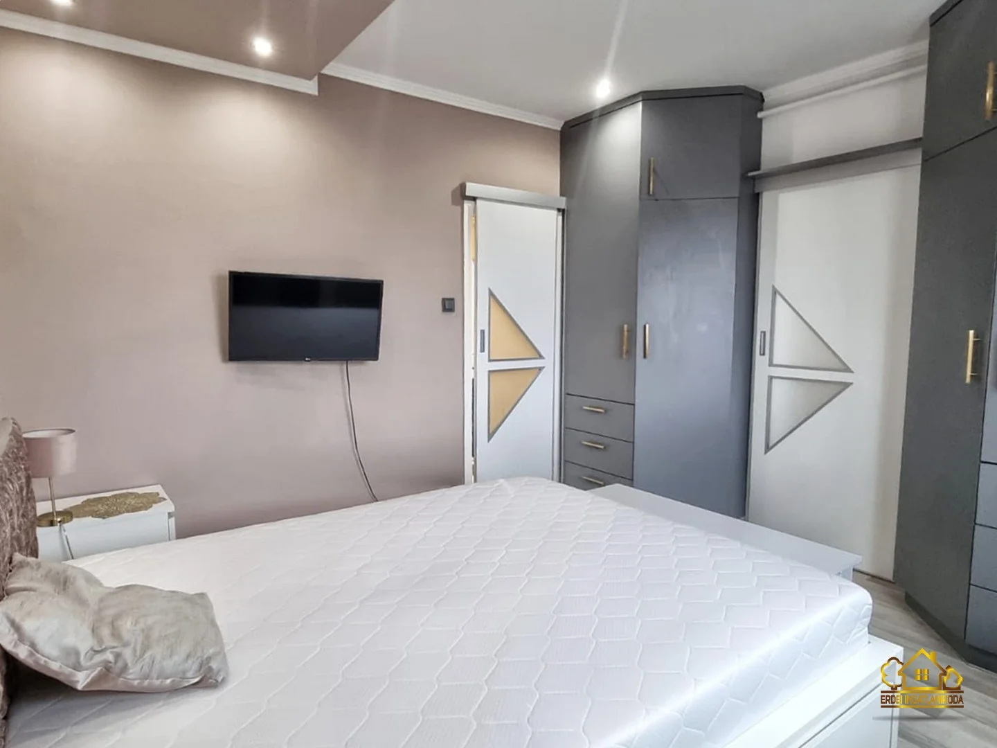 Eladó tégla lakás Budapest 21. ker.en - Kép 10