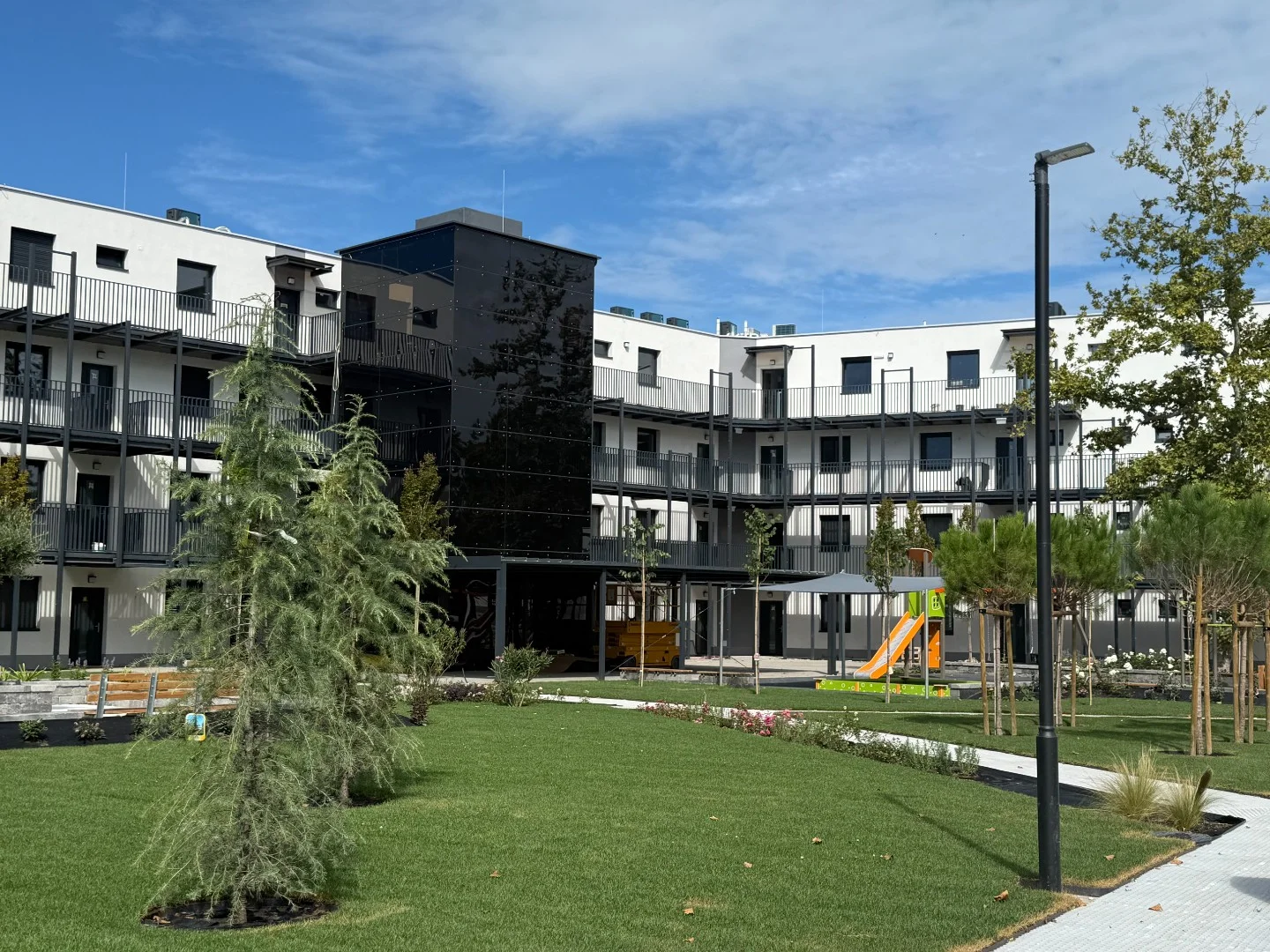 Eladó üdülőházas nyaraló / apartman nyaraló / üdülő Balatonszemesen - Kép 13