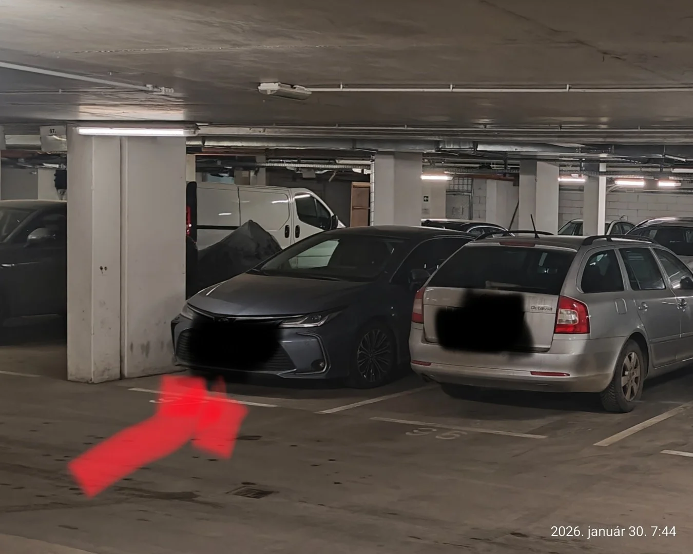 Eladó beálló garázs / beálló Budapest 13. ker.en