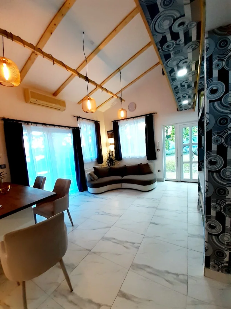 Kiadó sorház Budapest 16. ker.en - Kép 3