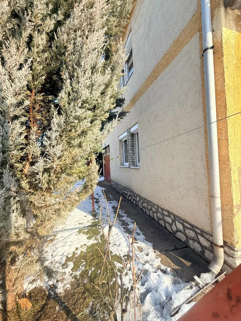 Eladó családi ház Kazincbarcikan - Kép 6