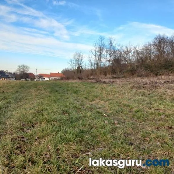 Építési Telek Felsőrajk Központi Részén! - Kép 9