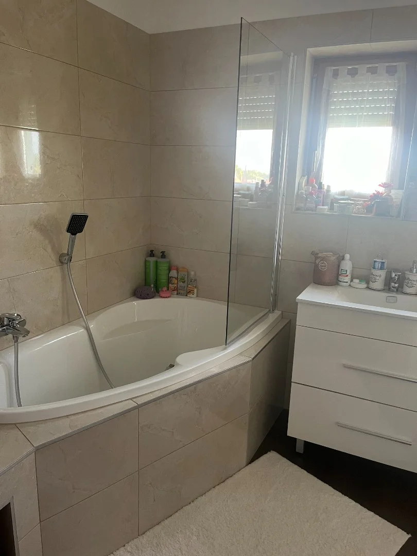 Eladó tégla lakás Keszthelyen - Kép 8