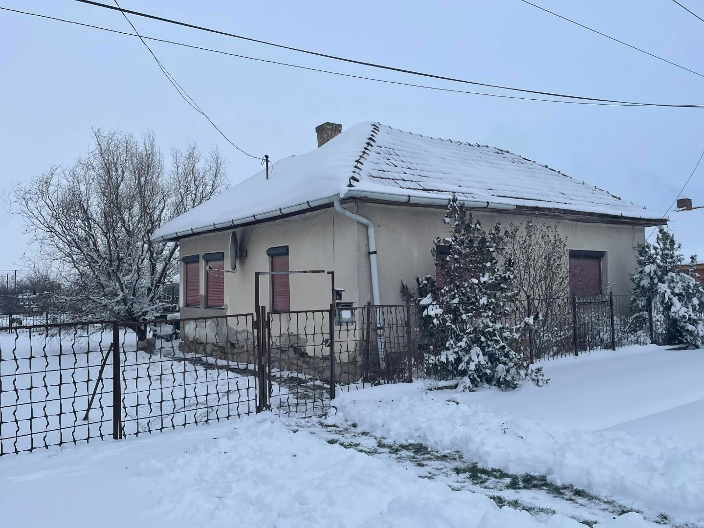 Eladó családi ház Pélyen