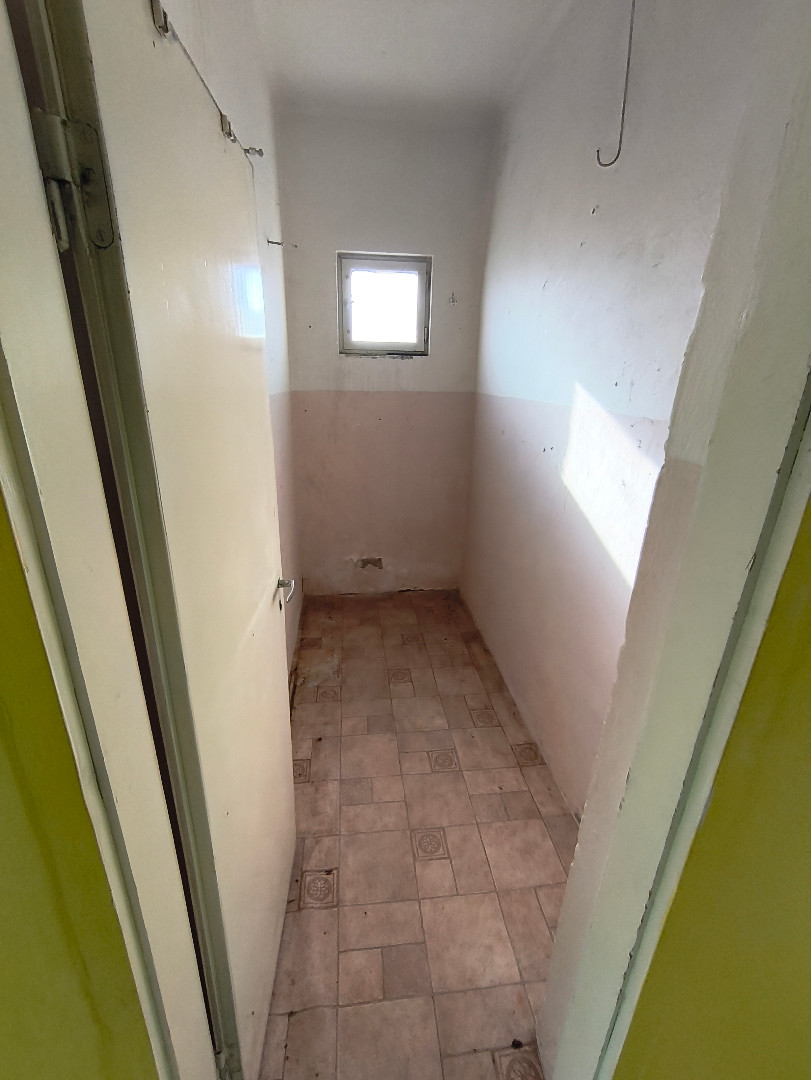 Eladó családi ház Érden - Kép 8