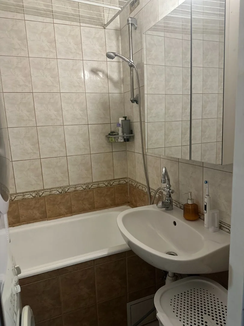 Eladó panel lakás Debrecenben - Kép 11