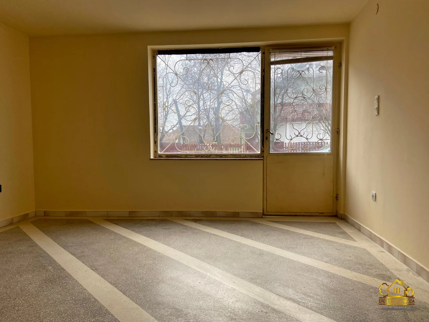 Kiadó üzlet iroda / üzlet / kereskedelmi / szolgáltató Szigethalomon - Kép 3