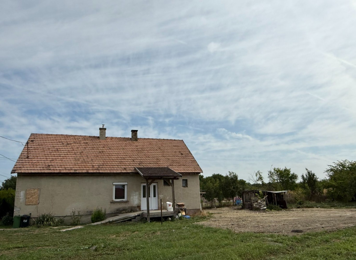 Eladó családi ház Aban