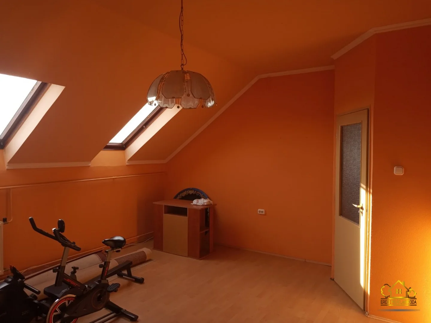 Eladó családi ház Tökölen - Kép 10