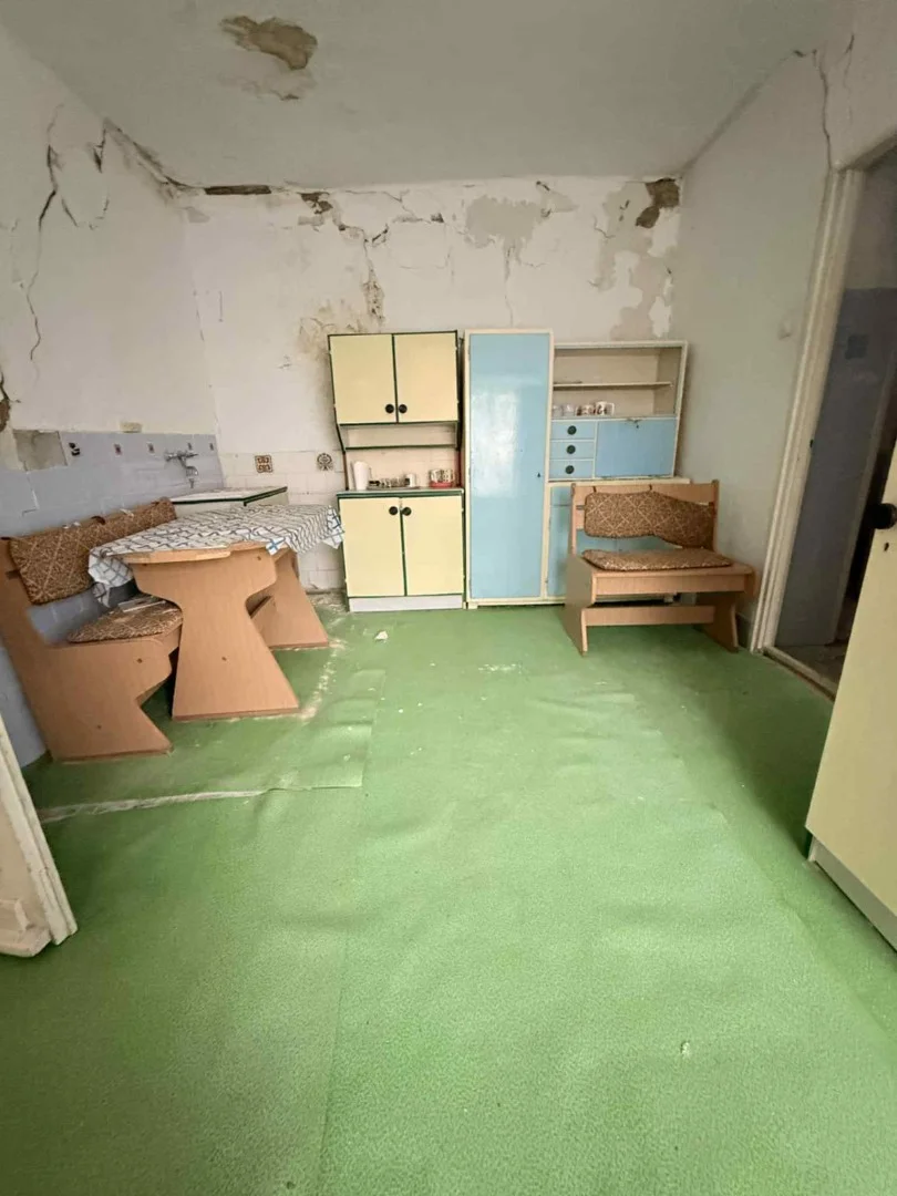 Eladó családi ház Tardonan - Kép 10