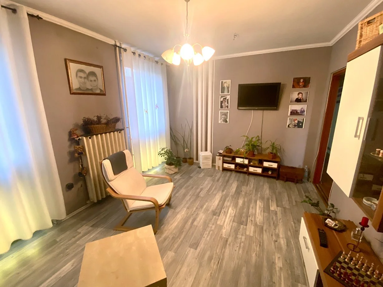 Eladó panel lakás Budapest 04. ker.en - Kép 3