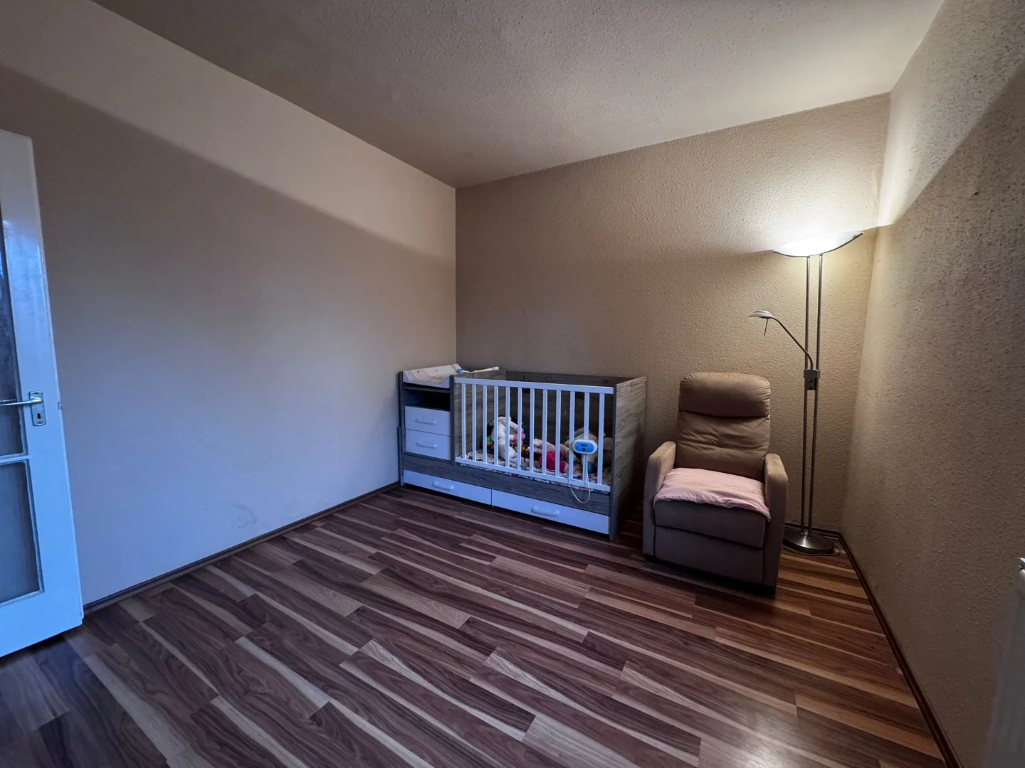 Eladó tégla lakás Zalaegerszegen - Kép 2