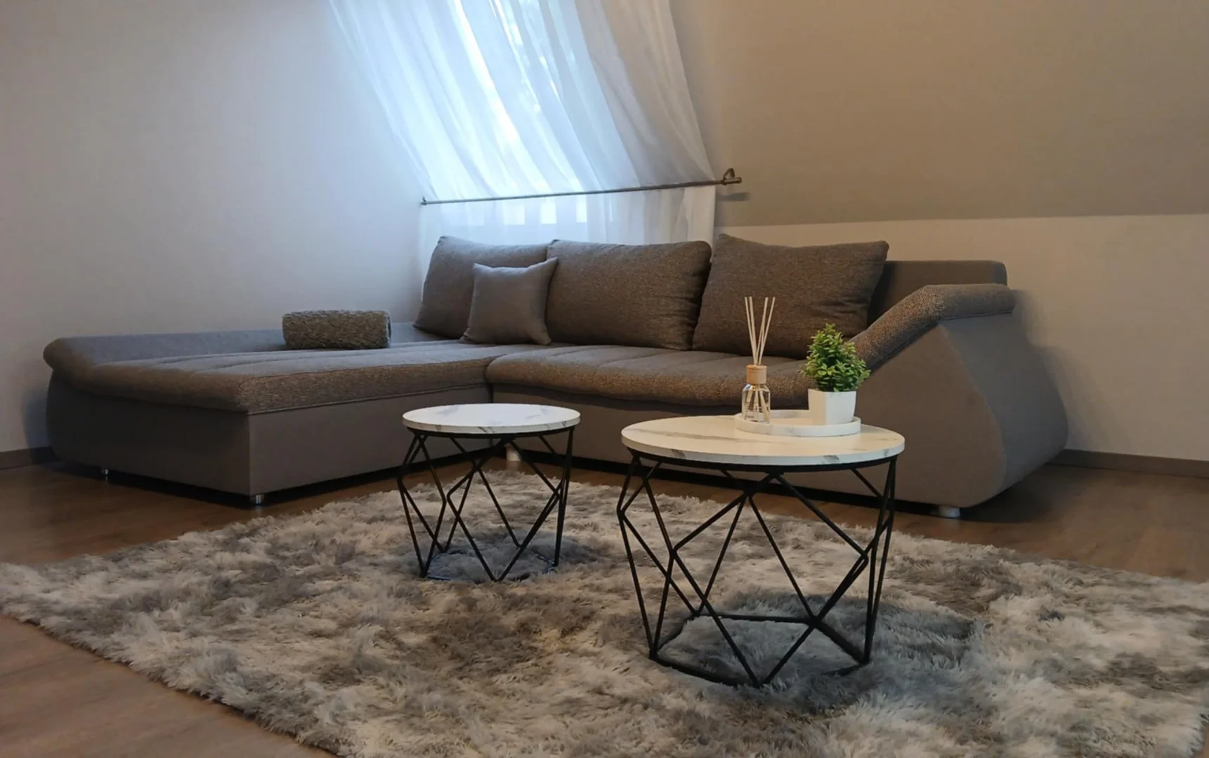 Eladó tégla lakás Debrecenben - Kép 2