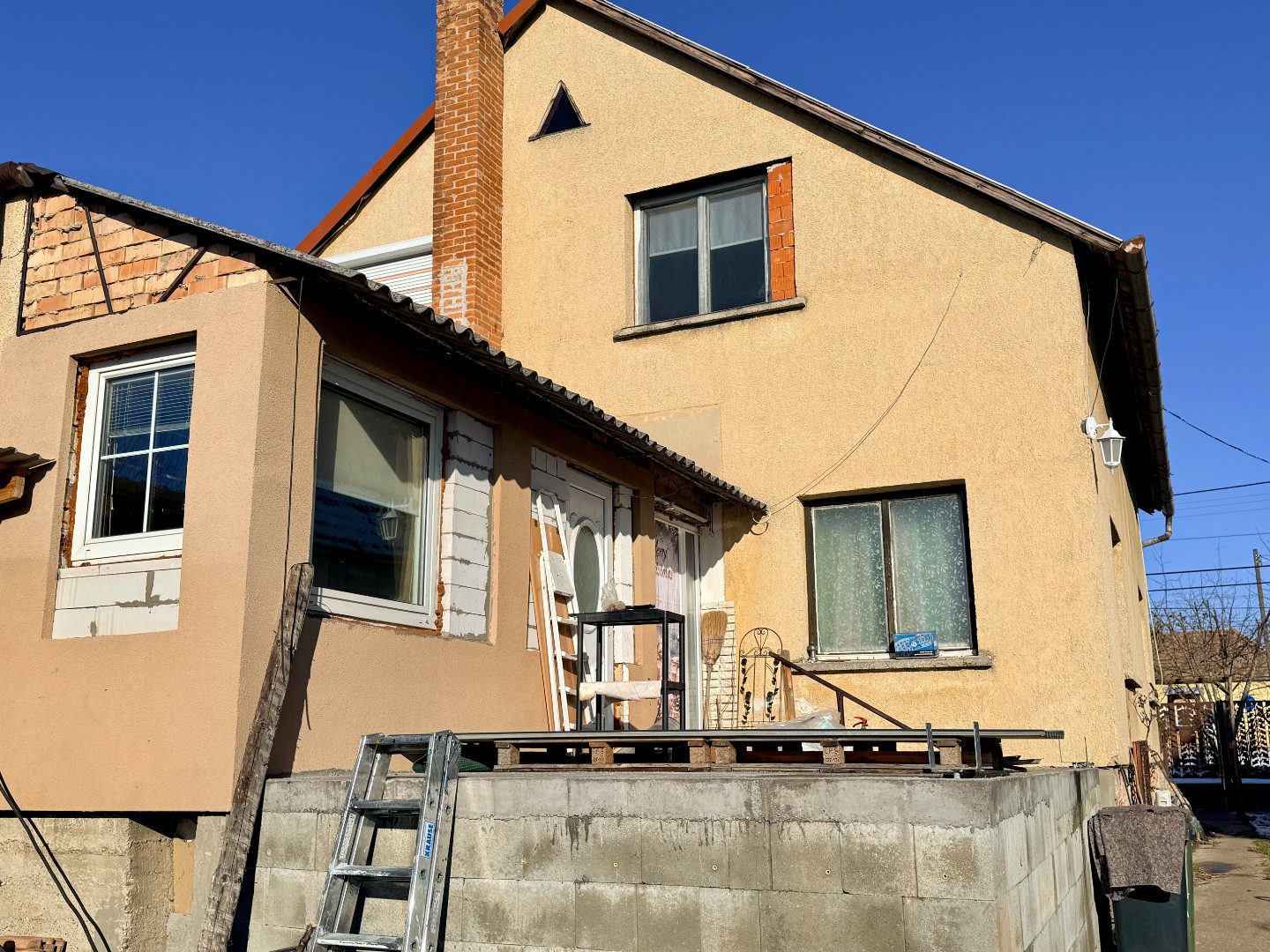 Eladó családi ház Szomódon - Kép 15